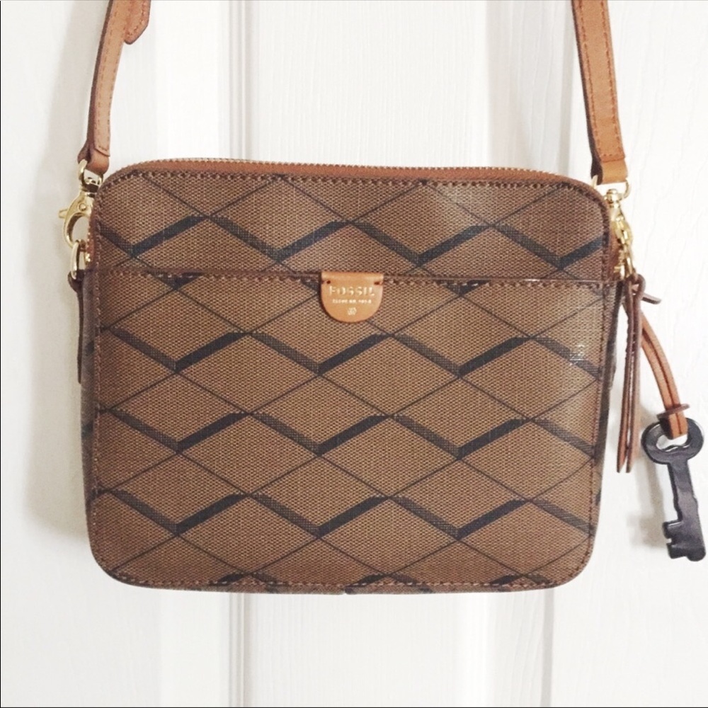 🚫SOLD🚫FOSSIL Sydney Brown Crossbody Purse